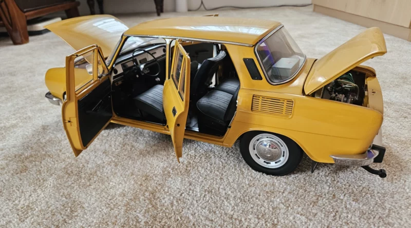 Deagostini Škoda 100L MB 1:8